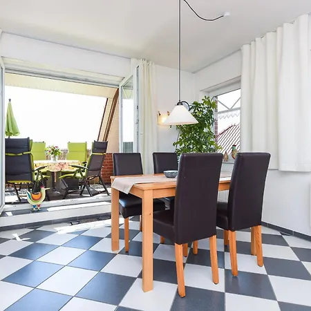 Appartement Lee Im Haus Nemo Am Tief Neuharlingersiel