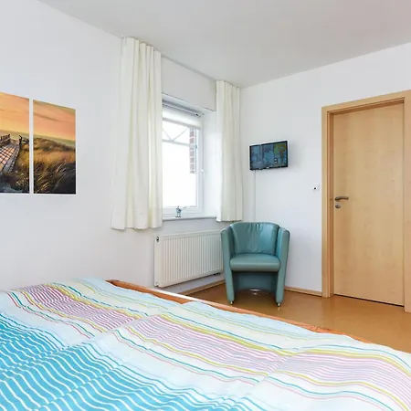 Appartement Lee Im Haus Nemo Am Tief Neuharlingersiel
